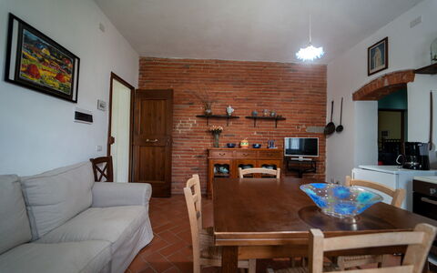 La Gropina Di Loro Ciuffenna: Habitación, Propiedad, Mueble, Edificio, Sala, Suelo, Diseño De Interiores, Casa, Mesa, Madera Dura