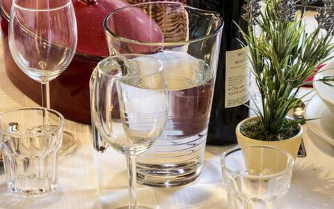 Villa Eleonora: Desayuno Tardío, Comida, Mesa, Comida, Stemware, Copa De Vino, Restaurante, Desayuno, Champagne Stemware, Habitación