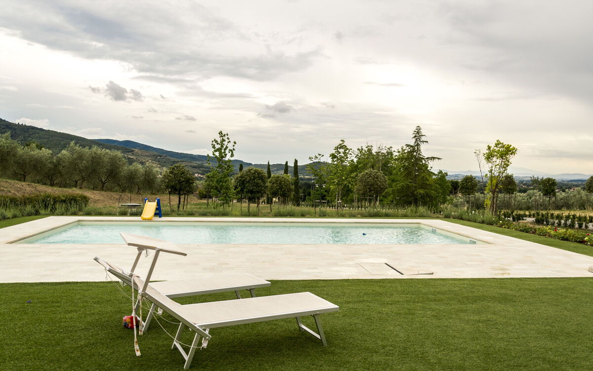 Garden and swimming pool