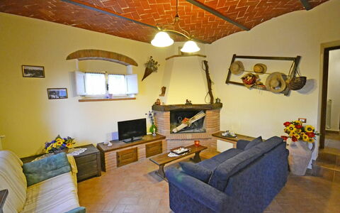 Appartamento Luna: Habitación, Propiedad, Sala, Diseño De Interiores, Mueble, Edificio, Techo, Suelo, Casa, Bienes Raíces