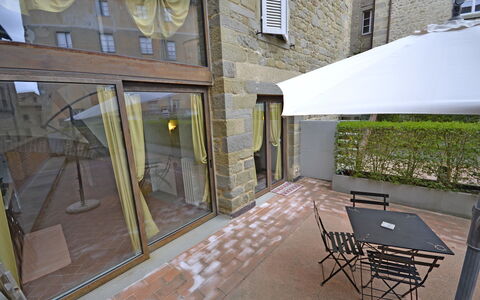 Appartamento Passerini: Propiedad, Edificio, Casa, Habitación, Casa, Diseño De Interiores, Pared, Bienes Raíces, Arquitectura, Mueble