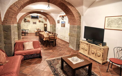 Villa Il Palazzo: Habitación, Propiedad, Diseño De Interiores, Edificio, Mueble, Sala, Arquitectura, Bienes Raíces, Arco, Casa