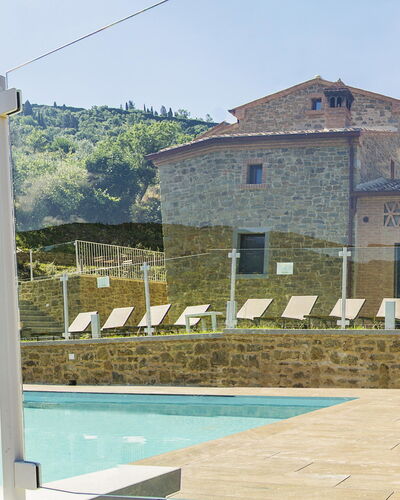 Villa Degli Ulivi: Propiedad, Casa, Piscina, Edificio, Casa, Bienes Raíces, Barrio Residencial, Villa, Inmuebles, Ocio
