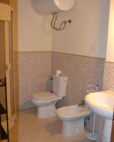 Trilocale Primo Piano Con Balcone