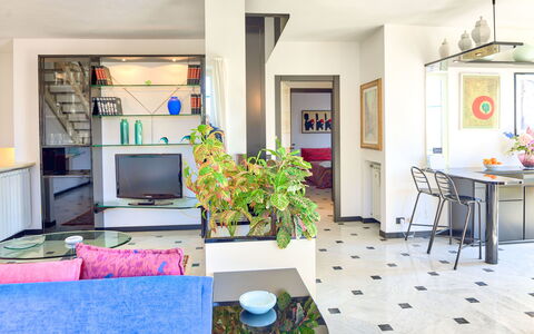 Villa Helvezia - Levanto: Habitación, Propiedad, Edificio, Mueble, Diseño De Interiores, Sala, Casa, Casa, Bienes Raíces, Suelo