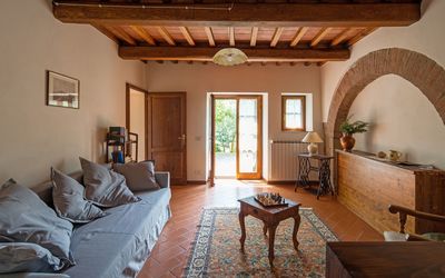 Castagneto: Habitación, Propiedad, Edificio, Diseño De Interiores, Mueble, Casa, Techo, Sala, Bienes Raíces, Inmuebles