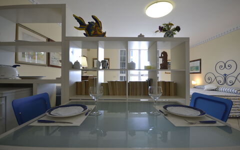 Casale Valentina: Habitación, Diseño De Interiores, Propiedad, Sala, Edificio, Mueble, Casa, Arquitectura, Mesa, Techo