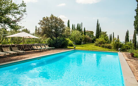 Fontanelle 16: Piscina, Propiedad, Bienes Raíces, Ocio, Casa, Agua, Inmuebles, Edificio, Casa, Villa