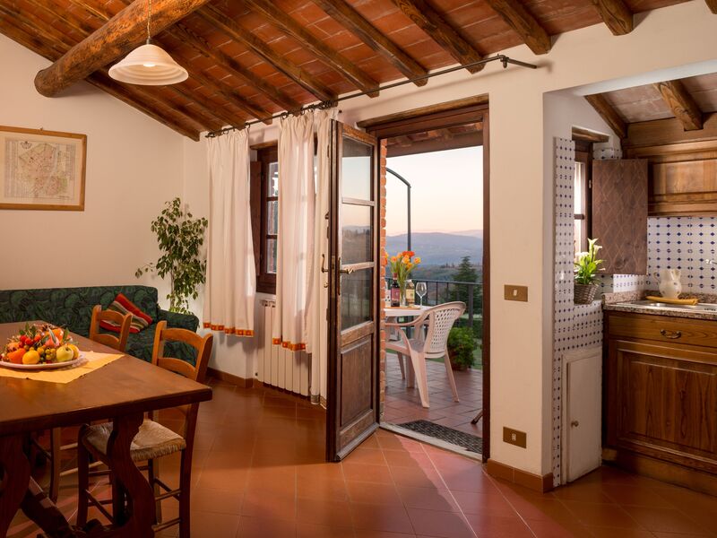 la-piazza-di-san-donato-reggello-multiproperty-san-donato-2-trilo-kitchen