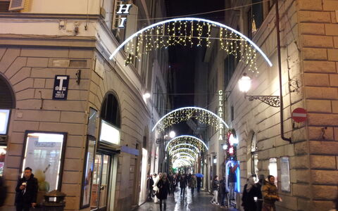 Guelfa House: Edificio, Arquitectura, Punto De Referencia, Ligero, By, Arco, Arcade, Encendiendo, Noche, Ciudad
