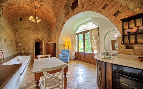 Alojamiento:&nbsp;Bastione