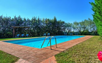 Casa Vasco: Piscina, Propiedad, Bienes Raíces, Hierba, Casa, Inmuebles, Ocio, Vacaciones, Edificio, Casa