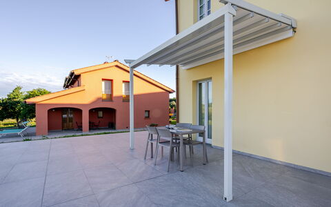 Incanto Toscano: Toldo, Sombra, Estructura Al Aire Libre, Pérgola, Haz, Patio, Diseño, Mueble Para Exteriores, Planta De Casa, Porche