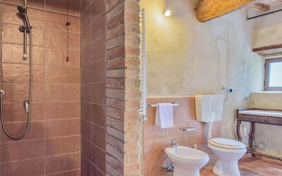 Alojamiento:&nbsp;Ginestra