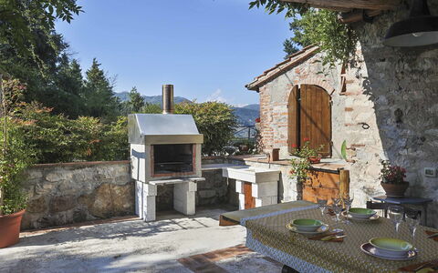 La Castagnara: Propiedad, Edificio, Casa, Bienes Raíces, Casa, Árbol, Habitación, Inmuebles, Yarda, Villa