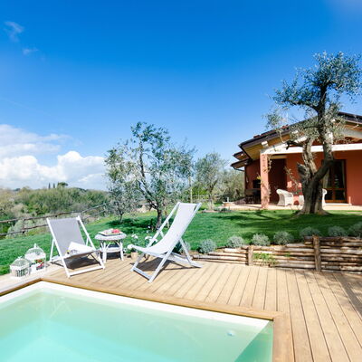 Ai Salici: Propiedad, Casa, Piscina, Bienes Raíces, Inmuebles, Casa, Edificio, Villa, Arquitectura, Recurso