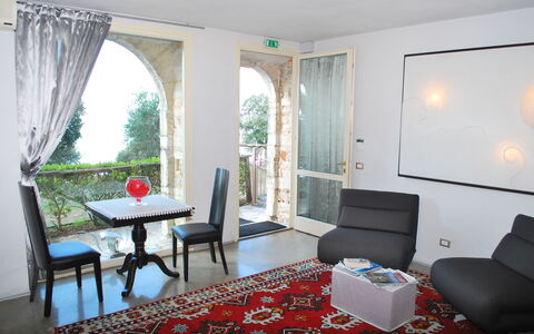 Villa Del Santo Bastiano: Habitación, Propiedad, Diseño De Interiores, Mueble, Edificio, Sala, Casa, Mesa, Suite, Comedor