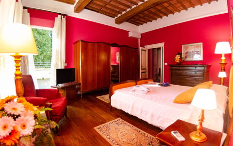 Villa Il Borghetto: Habitación, Habitación, Mueble, Propiedad, Cama, Diseño De Interiores, Edificio, Sábana, Suite, Casa