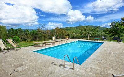 Villa Felciai - Montebenichi, Toscana, Italia