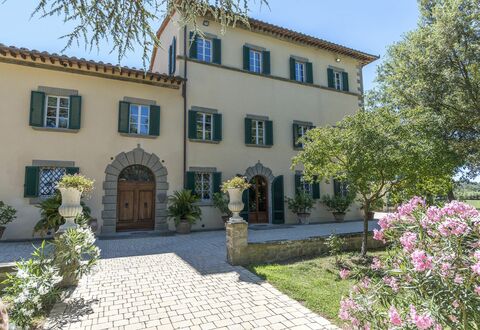 Villa Ivana - Cortona: Propiedad, Edificio, Casa, Bienes Raíces, Casa, Inmuebles, Villa, Mansión, Barrio, Árbol