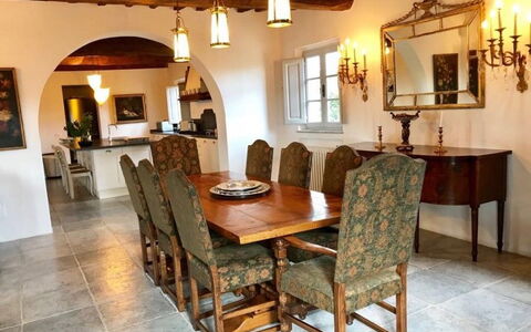 Luna Di Cortona: Propiedad, Habitación, Comedor, Mueble, Edificio, Diseño De Interiores, Mesa, Techo, Casa, Bienes Raíces