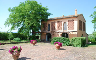 agriturismo-cabbiavoli-chianti-multiproperty-fienile-arancione-susino-external