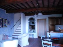 agriturismo-cabbiavoli-chianti-multiproperty-fienile-arancione-susino-living-room