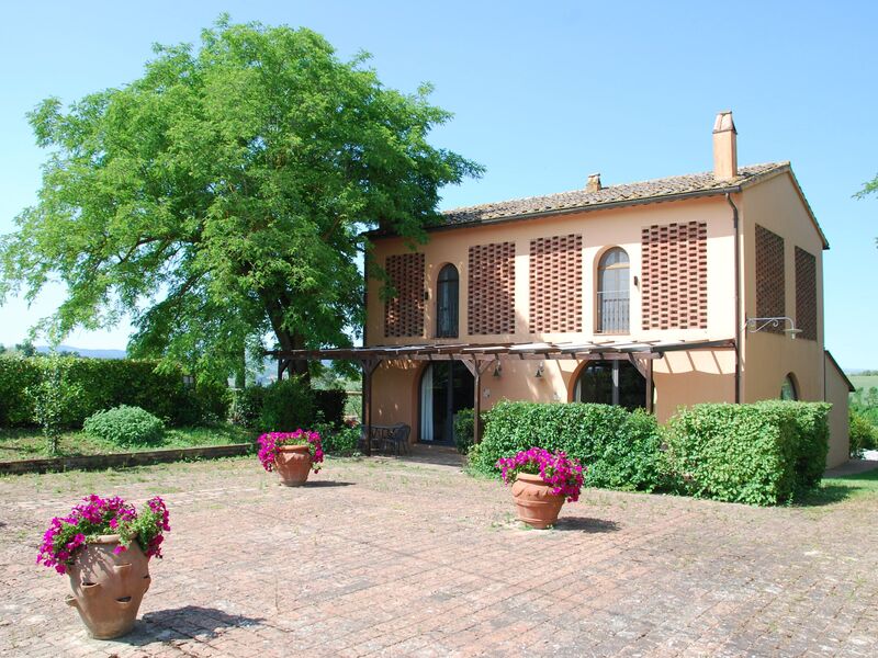 agriturismo-cabbiavoli-chianti-multiproperty-fienile-arancione-susino-external