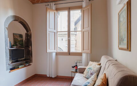 Marlene House: Propiedad, Ventana, Edificio, Marco, Azur, Madera, Comodidad, Diseño De Interiores, Arquitectura