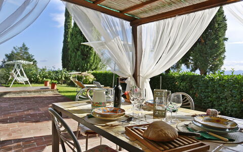 Borgo Antico Marina: Propiedad, Recurso, Habitación, Mesa, Mueble, Diseño De Interiores, Edificio, Bienes Raíces, Casa, Villa