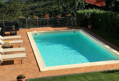 Borgo Di Zacco: Piscina, Propiedad, Hierba, Casa, Ocio, Bienes Raíces, Patio Interior, Vacaciones, Casa, Rectángulo