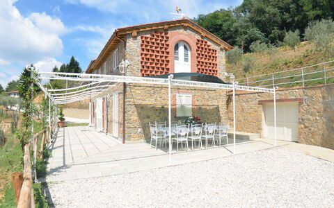 Villa Orchidea: Propiedad, Edificio, Casa, Arquitectura, Bienes Raíces, Casa, Inmuebles, Fachada, Villa, Habitación