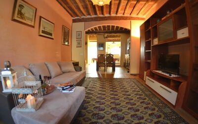 San Michele: Habitación, Propiedad, Edificio, Diseño De Interiores, Techo, Bienes Raíces, Mueble, Sala, Casa, Vestíbulo