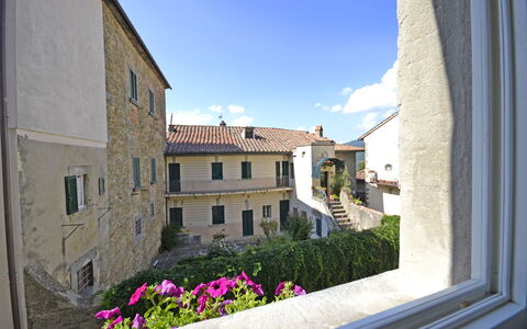 Appartamento Maccari: Propiedad, Edificio, By, Casa, Barrio, Arquitectura, Ventana, Habitación, Cielo, Vacaciones