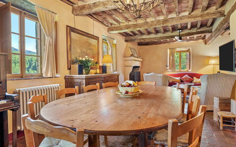 Bottino: Mueble, Diseño De Interiores, Silla, Mesa, Madera, Piso, Techo, Comedor, Cocina Y Comedor Mesa, Habitación