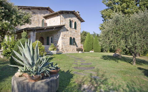 Broccolo: Propiedad, Casa, Inmuebles, Edificio, Bienes Raíces, Villa, Casa, Mansión, Botánica, Jardín