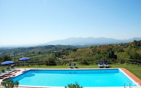 Fubbiano: Piscina, Propiedad, Ocio, Recurso, Villa, Casa, Vacaciones, Bienes Raíces, Hierba, Inmuebles