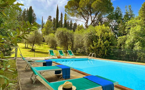 La Capanna: Piscina, Mueble, Recurso, Mueble Para Exteriores, Eco Hotel, Sombra, Jardín, Inmuebles, Hacienda, Villa