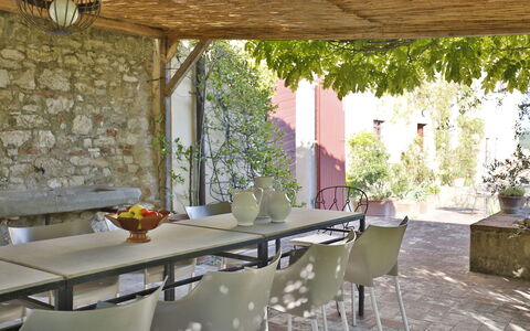 Ricavoli: Propiedad, Habitación, Diseño De Interiores, Edificio, Mesa, Pared, Comedor, Casa, Bienes Raíces, Mueble