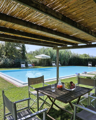 Villa Clara 20: Propiedad, Casa, Edificio, Bienes Raíces, Piscina, Inmuebles, Mueble, Ocio, Patio Interior, Patio