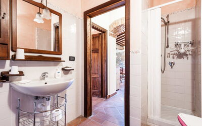 Alojamiento:&nbsp;Borgo Cerbaiola 650.1