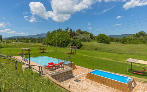 Alle Fornaci: Propiedad, El Terreno Del Lote, Piscina, Bienes Raíces, Ocio, Complejo Deportivo, Casa, Área Rural, Recreación, Casa