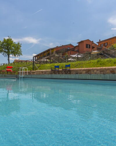 Alle Fornaci: Agua, Cielo, Nube, Edificio, Planta, Propiedad, Casa, Árbol, Piscina, Ocio