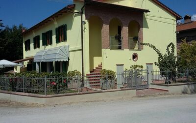 Villa Benedetta: Casa, Propiedad, Edificio, Casa, Barrio, Bienes Raíces, Barrio Residencial, Fachada, Arquitectura, Propiedad Material