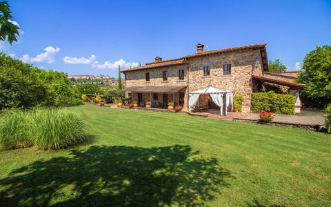 La Boutique del Cardinale: Inmuebles, Cabaña, Casa De Campo, Villa, Hacienda, Jardín, Mansión, Paisajismo, Eco Hotel, Yarda