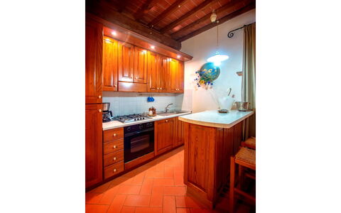 La Boutique del Cardinale: Propiedad, Habitación, Edificio, Mueble, Cocina, Bienes Raíces, Diseño De Interiores, Casa, Gabinetes, Casa