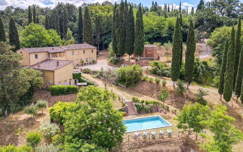 Villa Bacco: Árbol, Arbusto, Paisaje, Casa, Casa, El Terreno Del Lote, Inmuebles, Área Rural, Jardín, Paisajismo