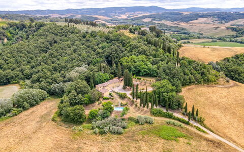 Villa Bacco: Paisaje Natural, Paisaje, Plantación, Fotografía Aérea, Vista Panorámica, Paisajismo, Hojas Perennes