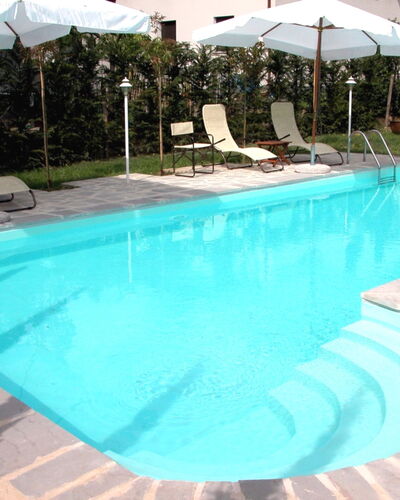 Monastery Guest House: Agua, Planta, Piscina, Edificio, Azur, Sombra, Rectángulo, Mueble Para Exteriores, Árbol, Material Compuesto