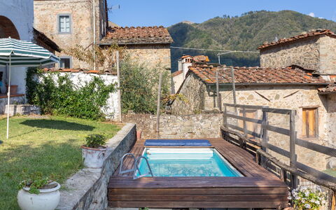 Casa Alice: Propiedad, Azul, Piscina, Casa, Edificio, Azur, Vacaciones, Bienes Raíces, Inmuebles, Árbol